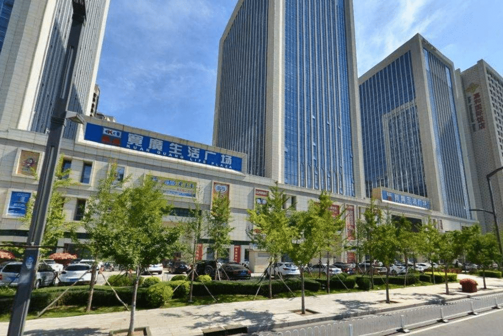 寬廣集團(tuán)嘉和廣場總部及超市門店